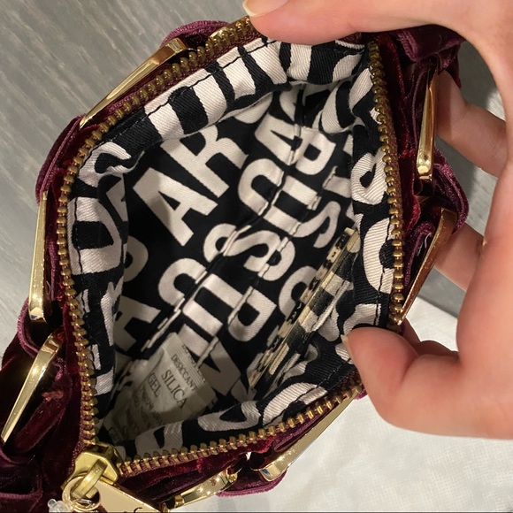 NWT Marc by Marc Jacobs Velvet Clutch - Picture 2 of 7